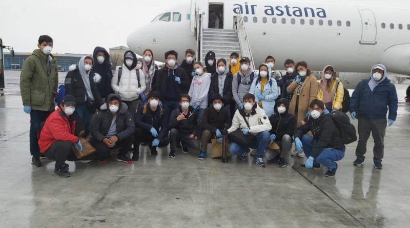 Air Astana возвратила домой кадетов Морской академии