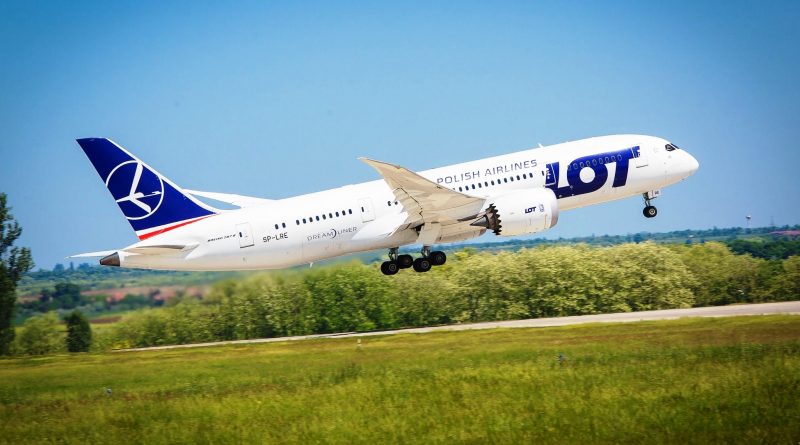 LOT Polish Airlines запускает рейсы из Нур-Султана в Варшаву